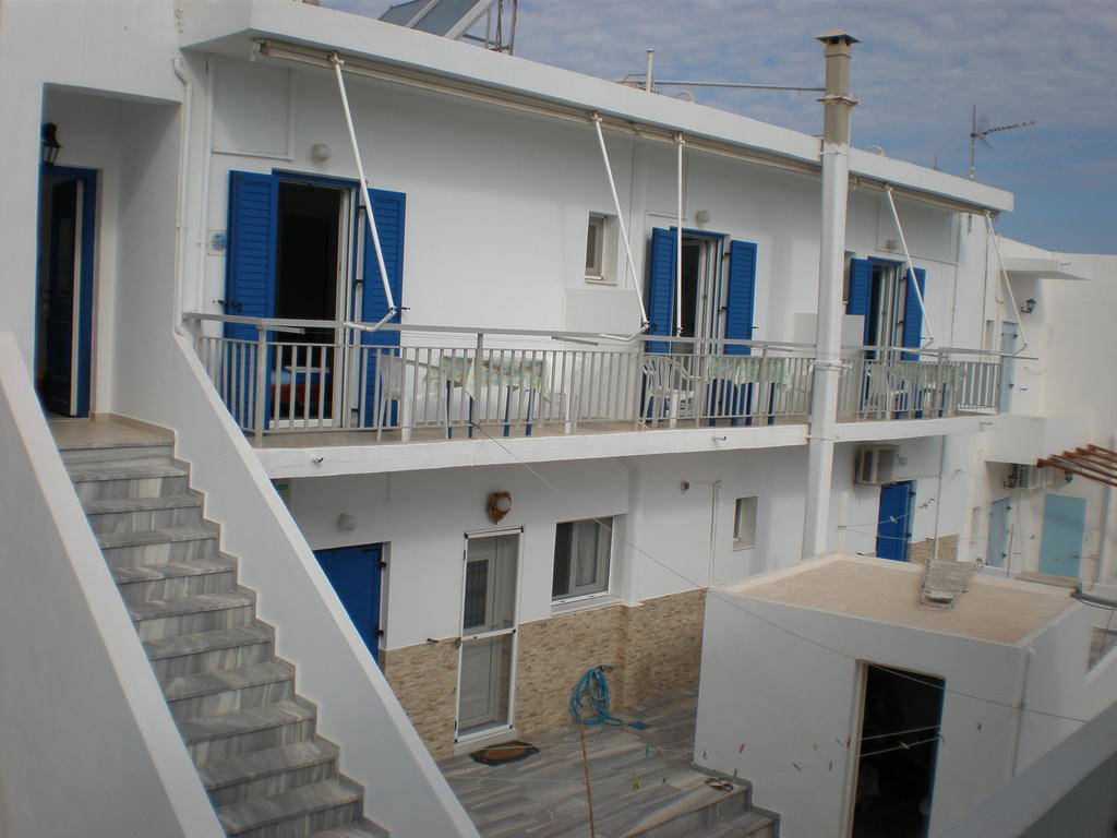 Chrysa Apartment Antiparos Luaran gambar